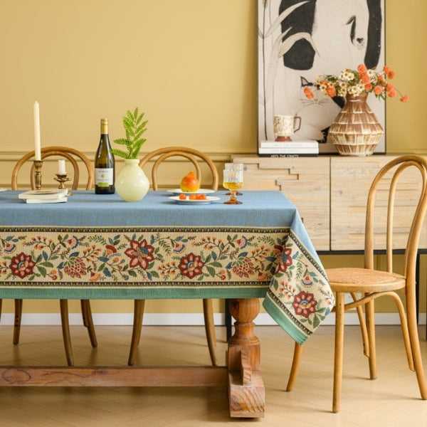 Cleaning Garland Tablecloth