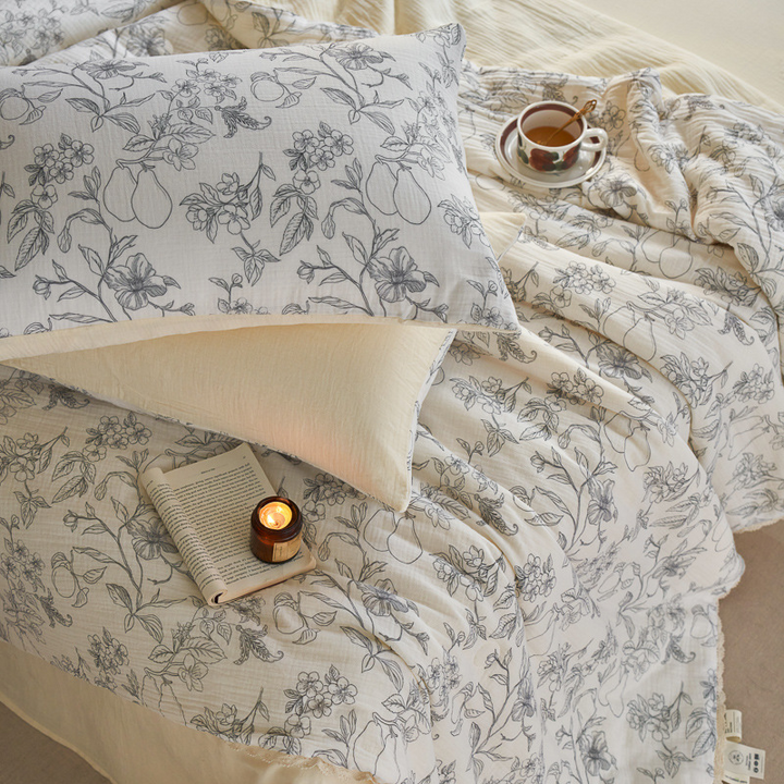 Foliage Time Summer Quilted Blanket