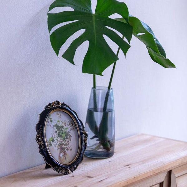 Mystery Bud Oval Frame