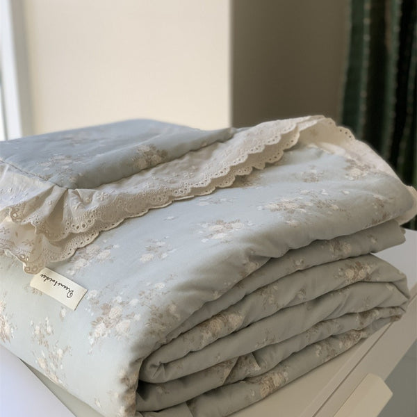 Blue Peace Summer Quilted Blanket