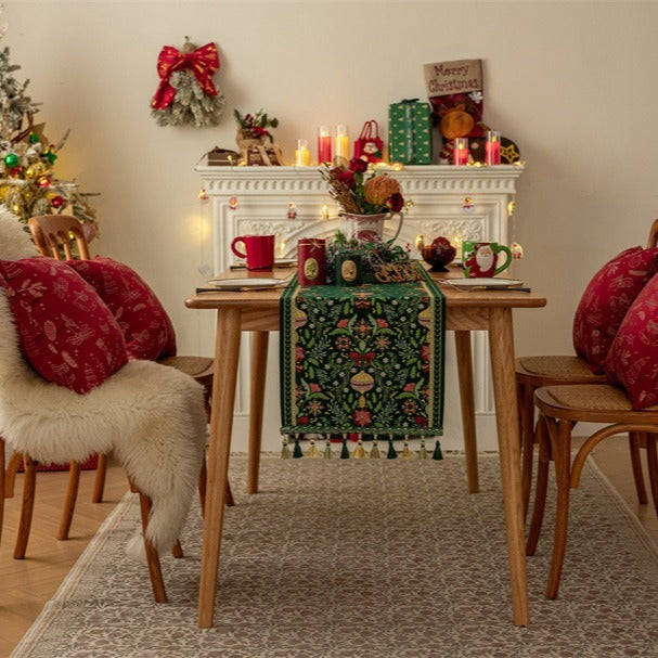 Xmas Garden Table Runner