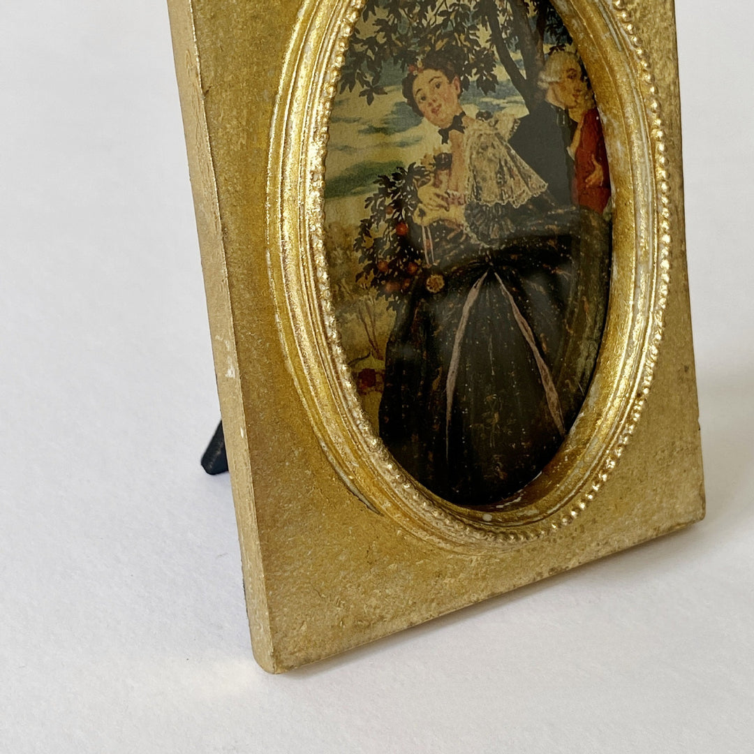 Cherub Top Mini Frame