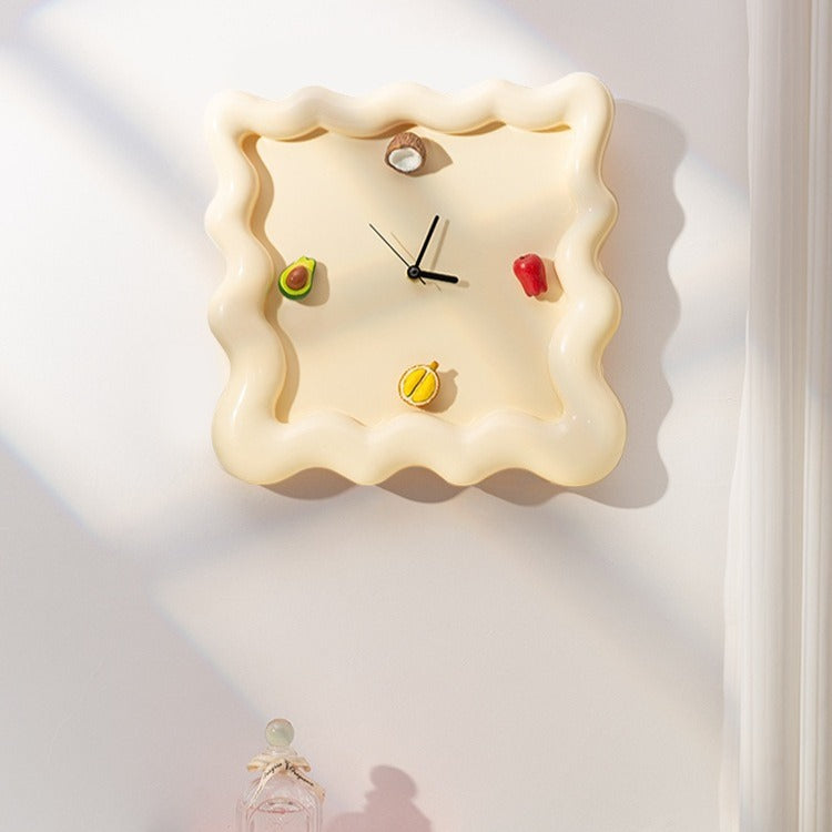 Wavy Edge Clock