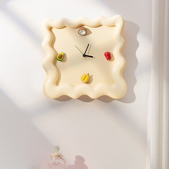 Wavy Edge Clock