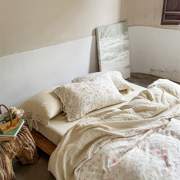 Vivid Floral Bedding Set