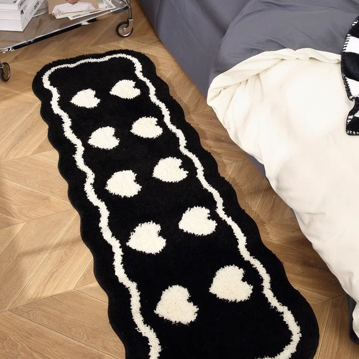 Retro Heart Scalloped Rug