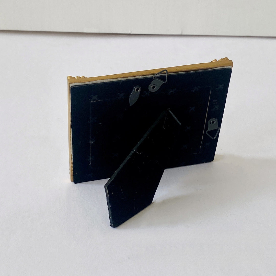 Cream Gilded Ornate Frame