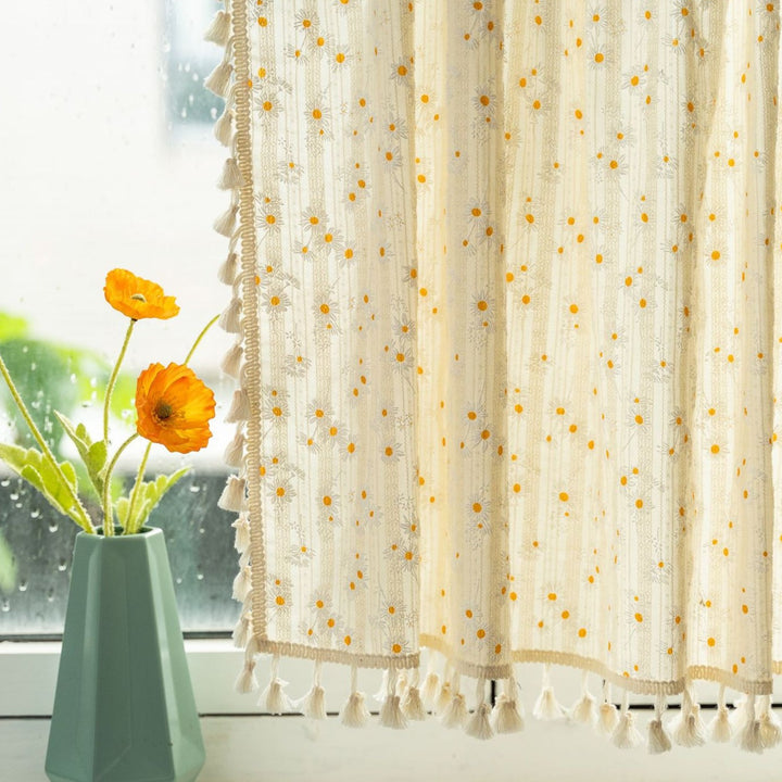 Daisyland Tassel Curtain