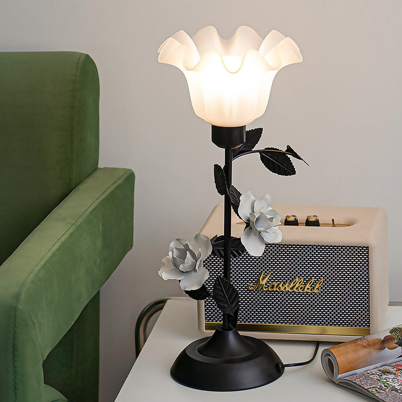 Floral Vine Table Lamp