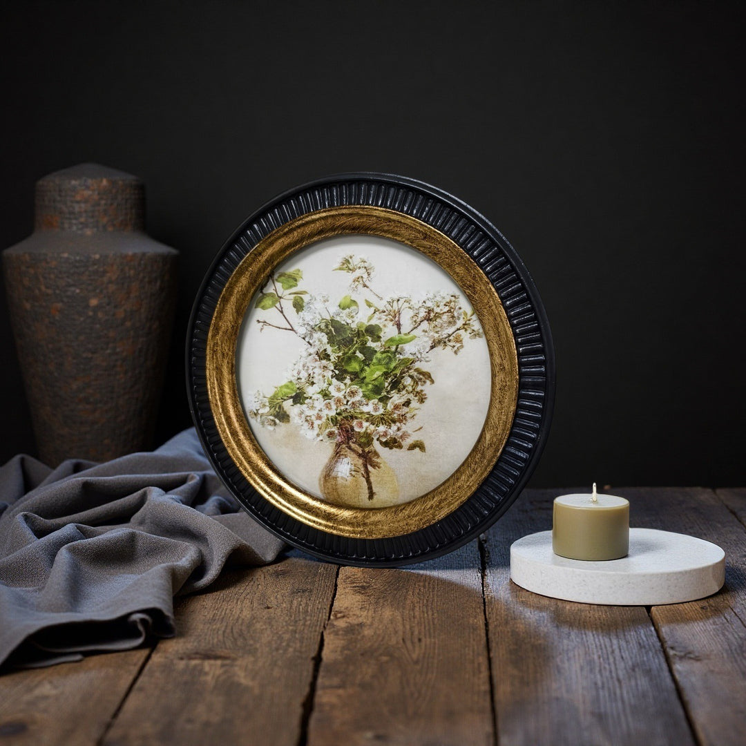 Ribbed Noir Gold Frame