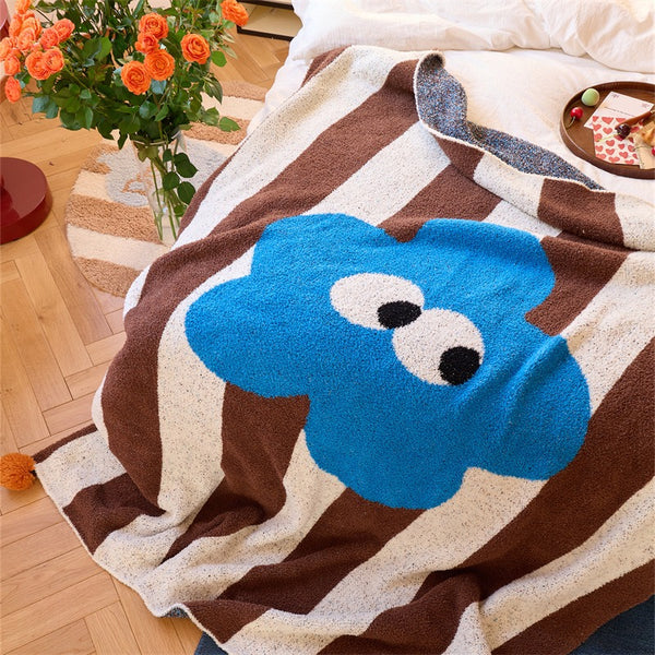 Big Eyes Striped Blanket