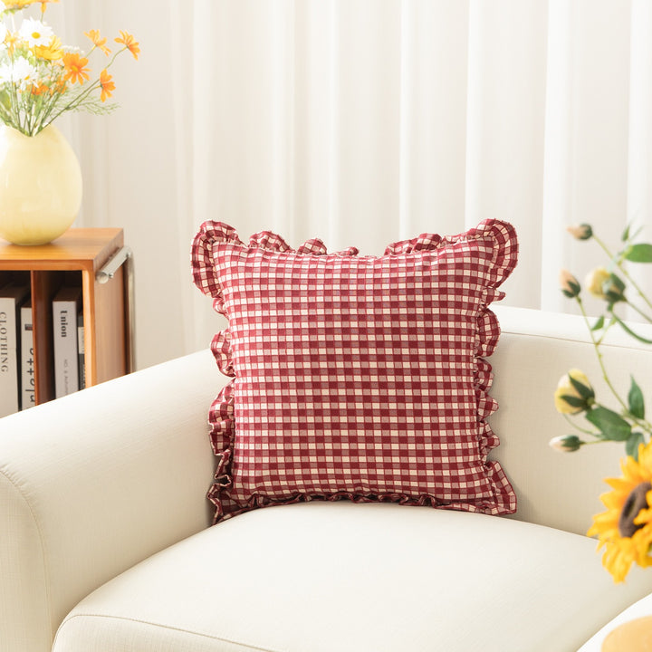 Retro Line Ruffle Cushion