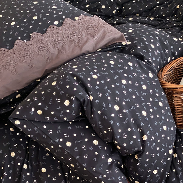 Midnight Bloom Cloud Bedding Set