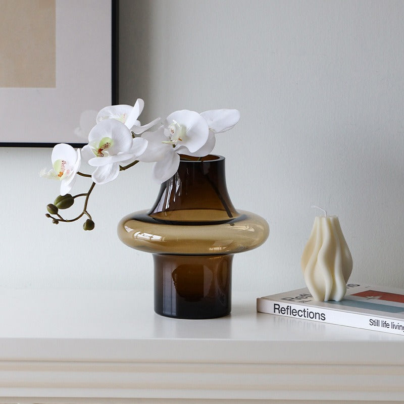 Sleek Line Glass Vase Collection