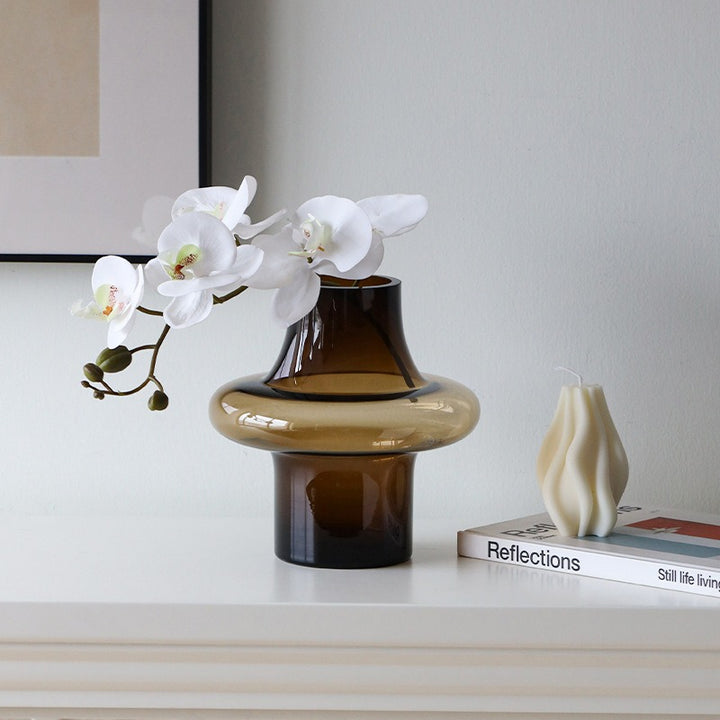 Sleek Line Glass Vase Collection