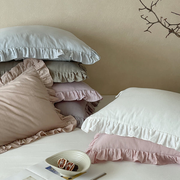Ruffled Muslin Pillowcase Set