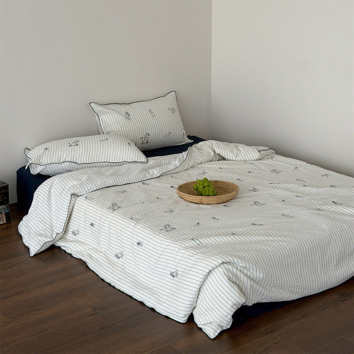 Line Wanderer Pinstripe Bedding Set