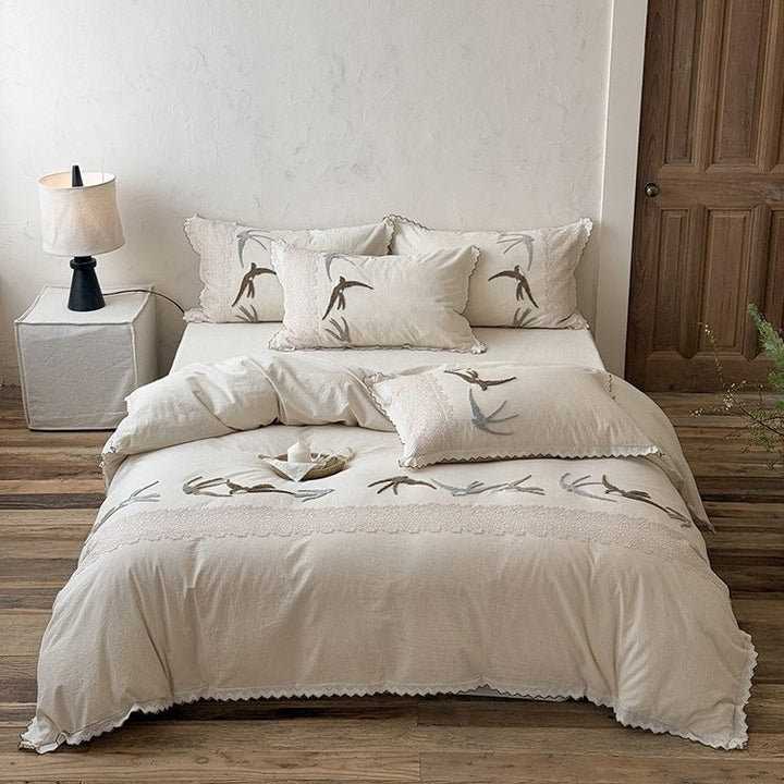 Swallow Migration Bedding Set