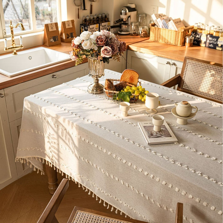 Farmhouse Pom Pom Tassel Tablecloth
