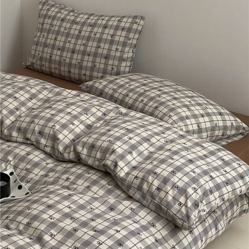 Vintage Line Bow Bedding Set