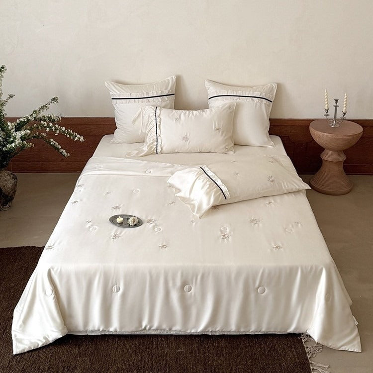 Vintage Rose Lyocell Summer Quilted Blanket