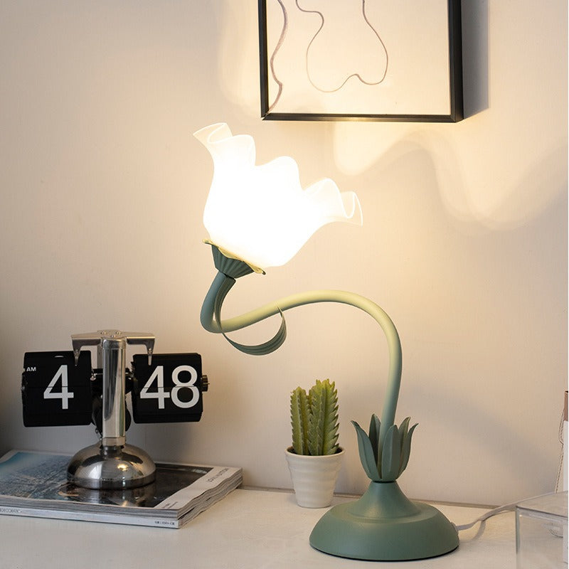 Blossom Flex Silicone Table Lamp
