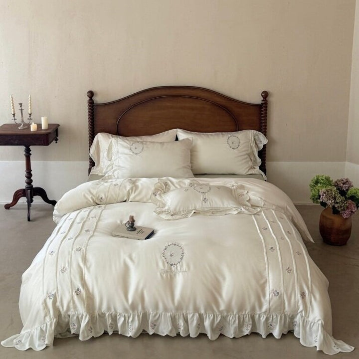 Blossom Brook Bedding Set