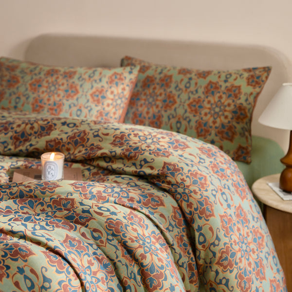 French Vintage Floral Bedding Set