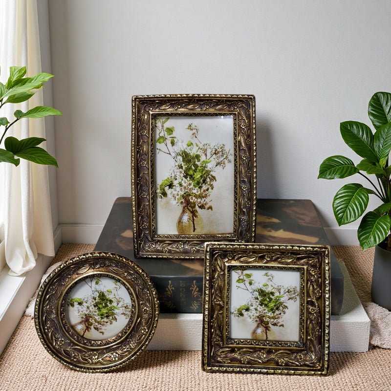 Victoria Floral Photo Frame Set -- Delicors