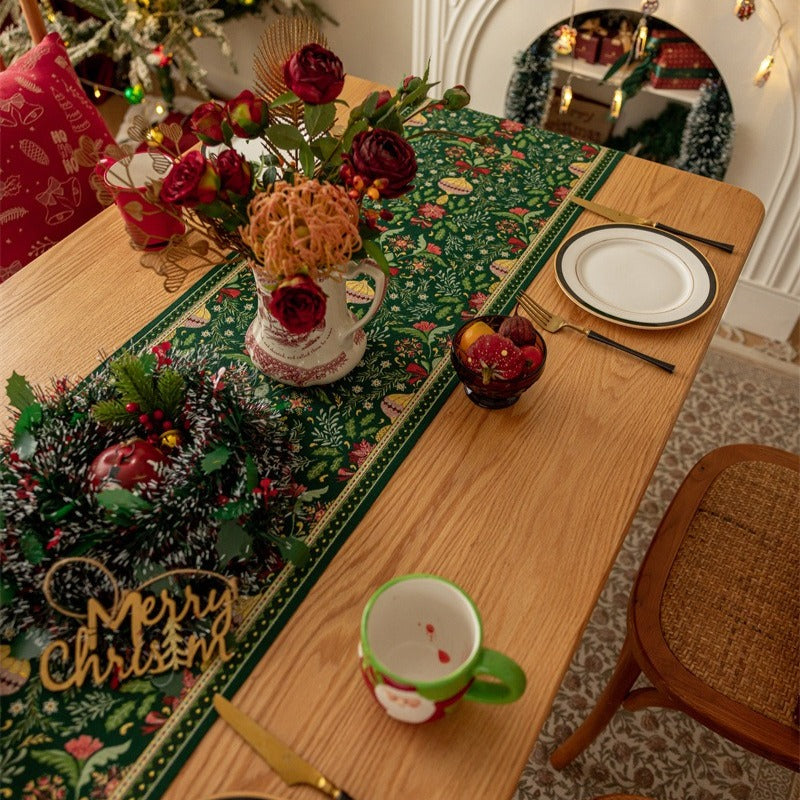 Xmas Garden Table Runner