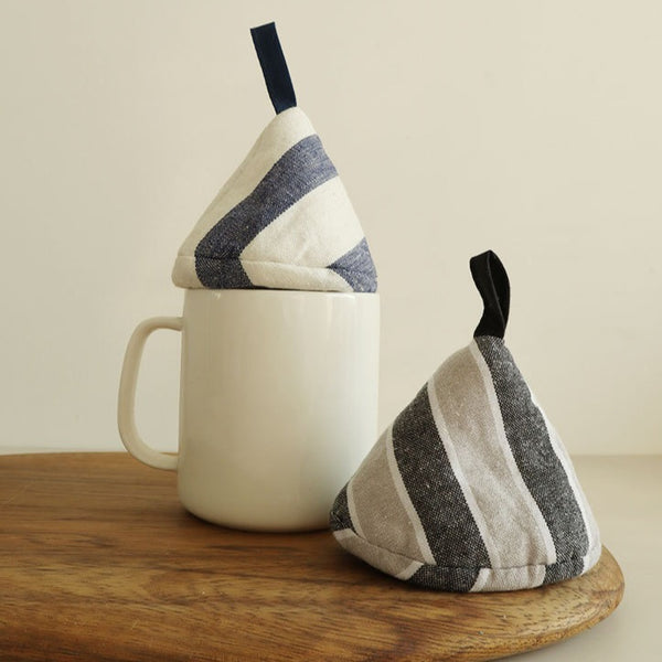 Grandma's Kitchen Triangle Pot Holder Set