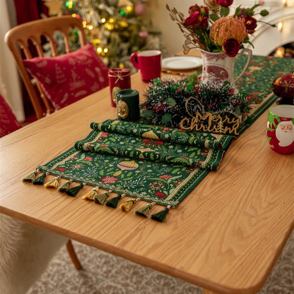 Xmas Garden Table Runner
