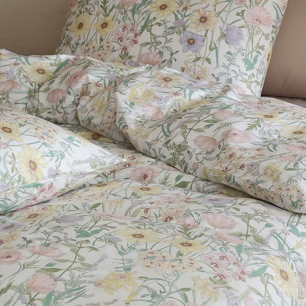 Chrys Lover Bedding Set