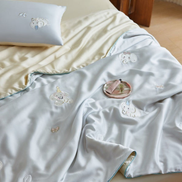 Cute Elephant Lyocell Summer Quilted Blanket