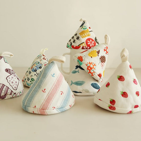 Grandma's Kitchen Triangle Pot Holder Set