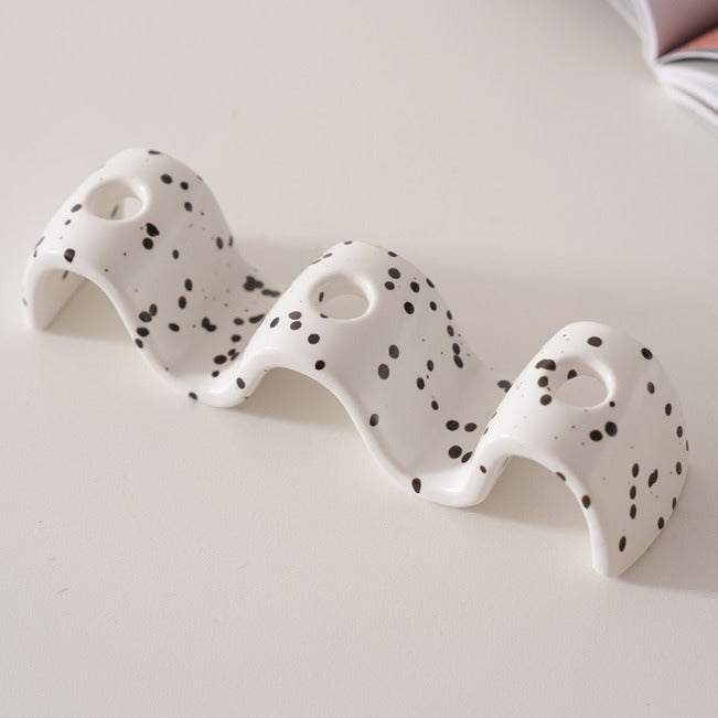Fun Wavy Toothbrush Holder