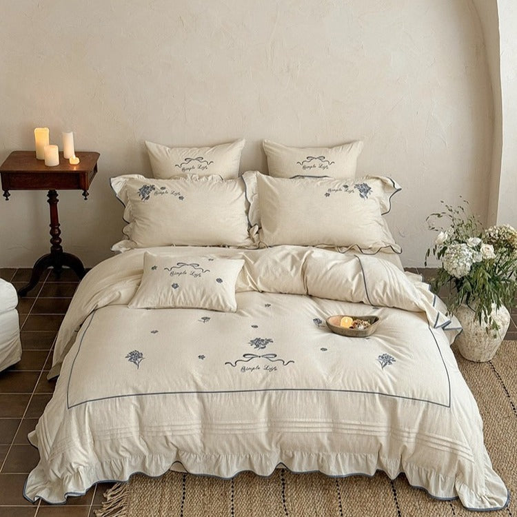 Simple Life Floral Bedding Set