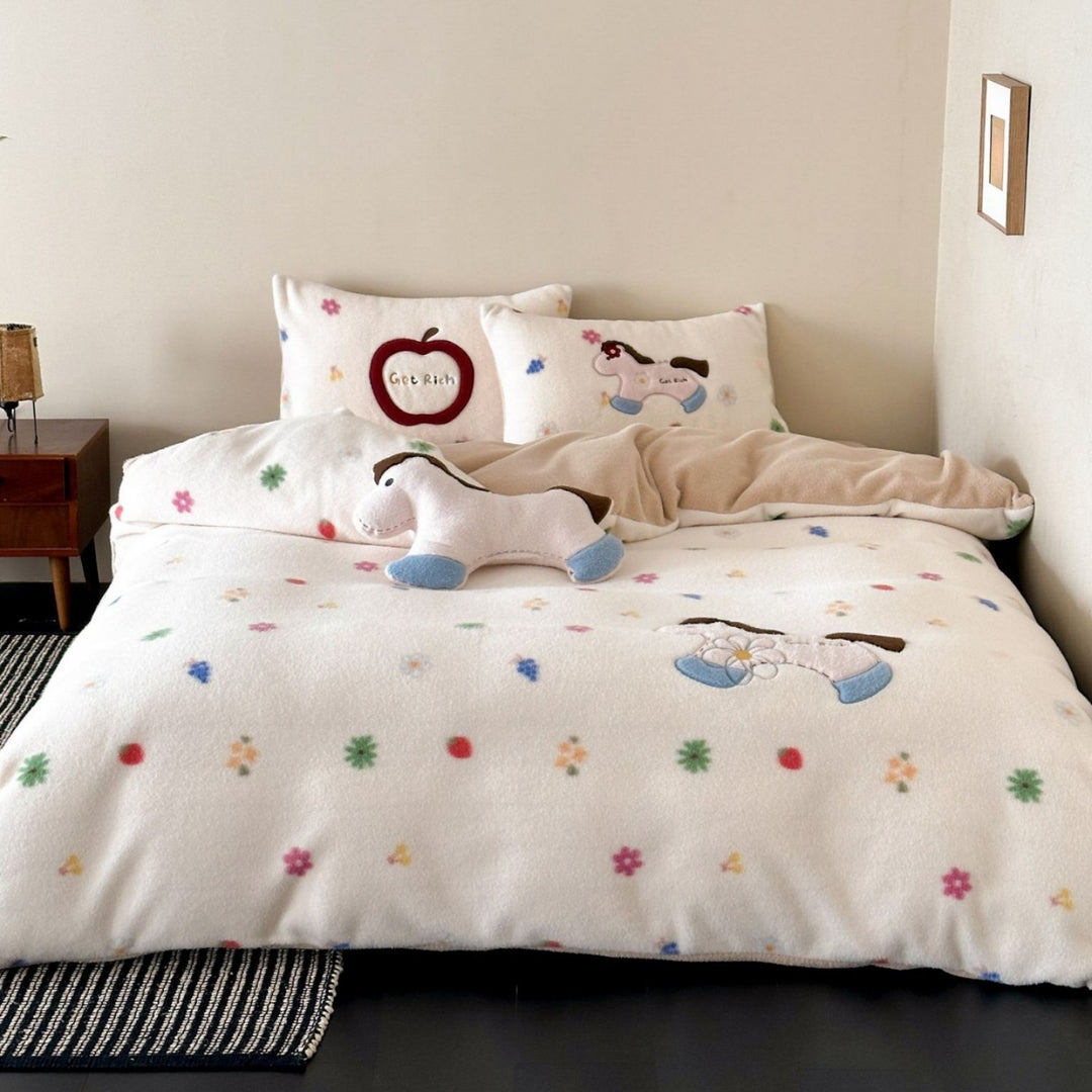 Lovely Pony Bedding Set