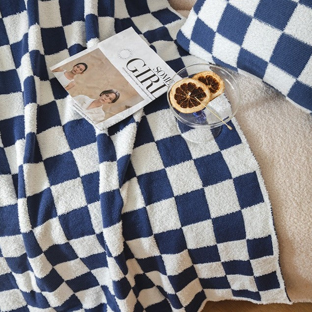 Checker Tumble Throw