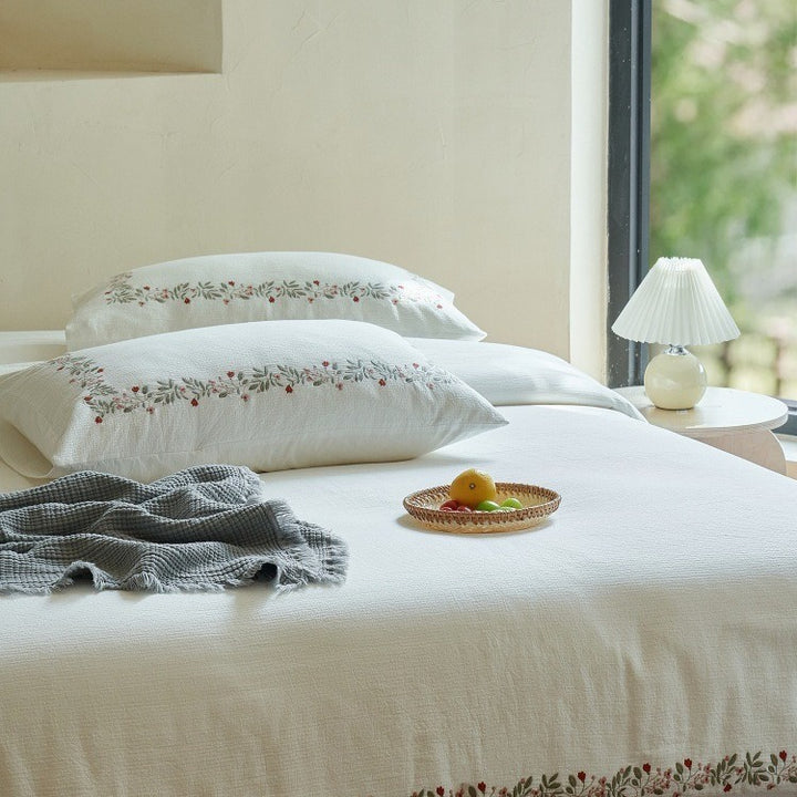 Floral Frame Bedding Set