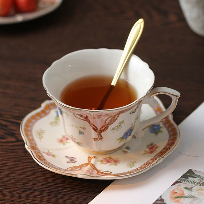 Scalloped Rope Floral Teacup Set