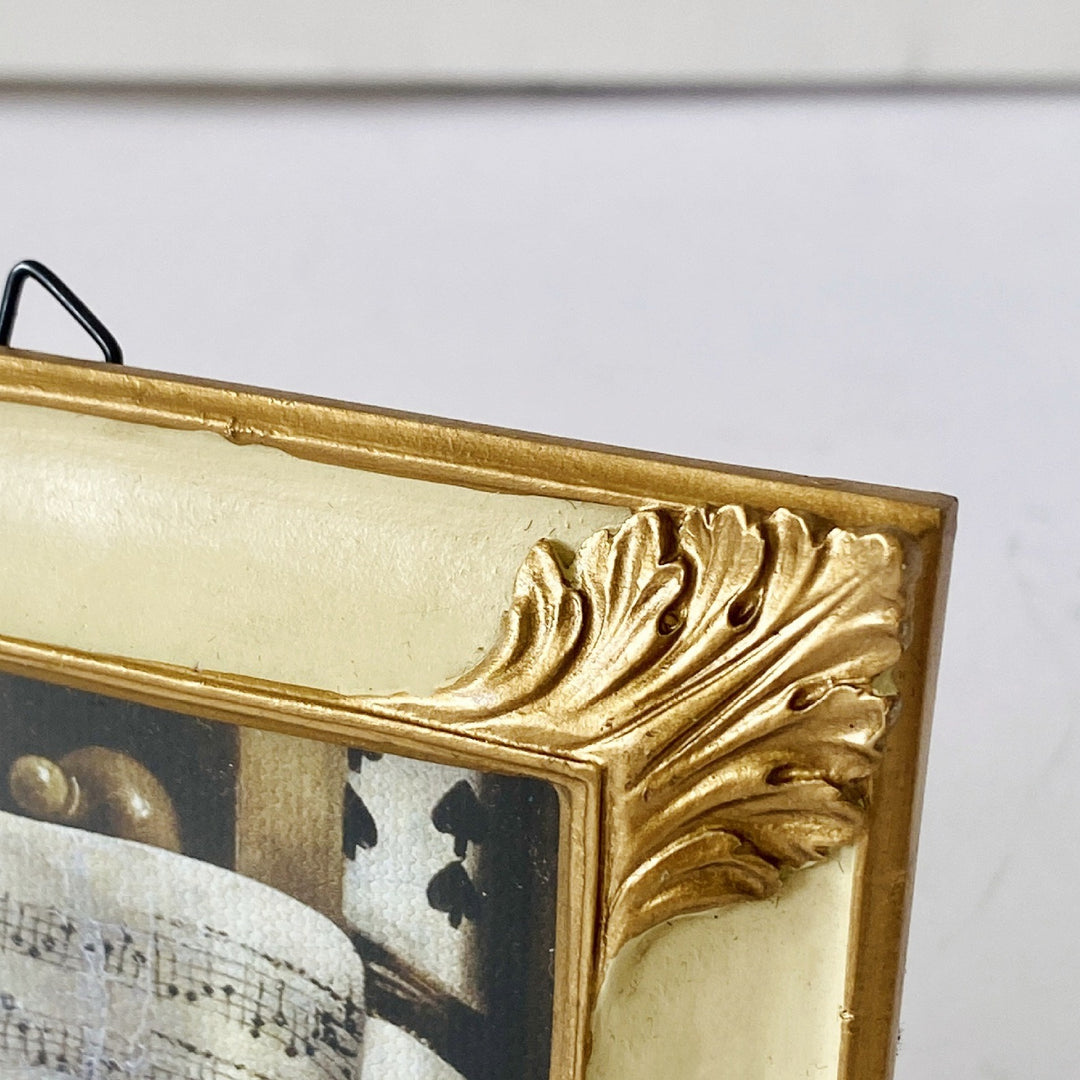 Cream Gilded Ornate Frame