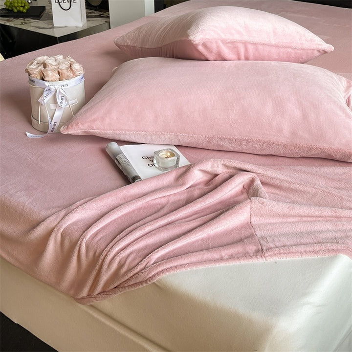 Warm Winter Fleece Pillowcase Set