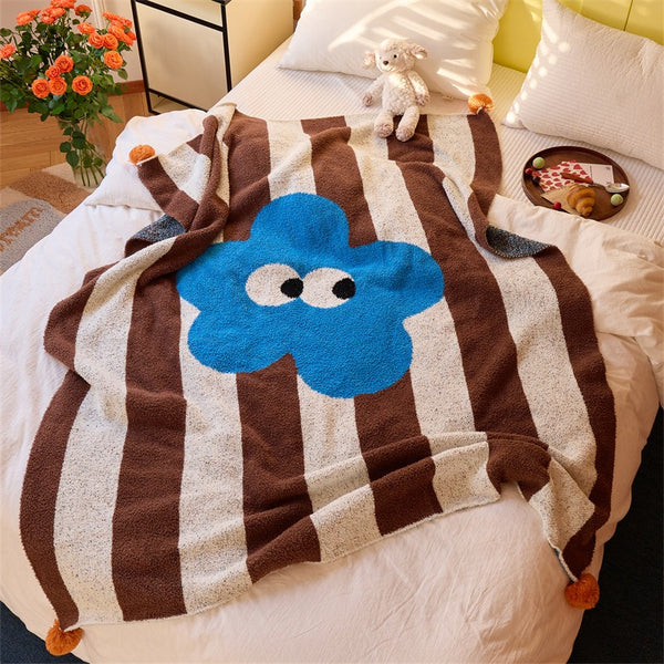 Big Eyes Striped Blanket