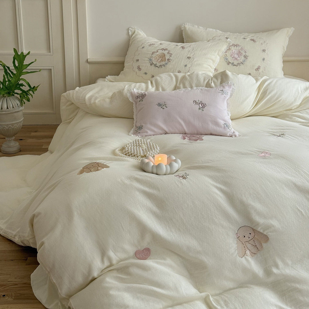 Miss Rabbit Bedding Set
