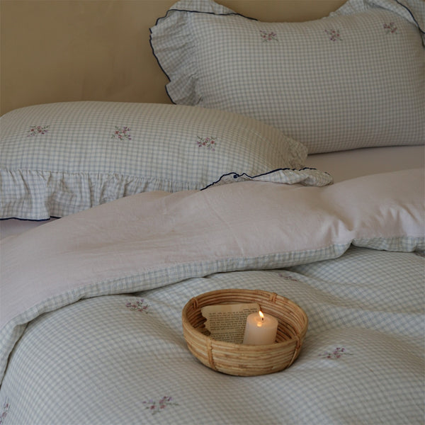 Summer Floral Basket Bedding Set