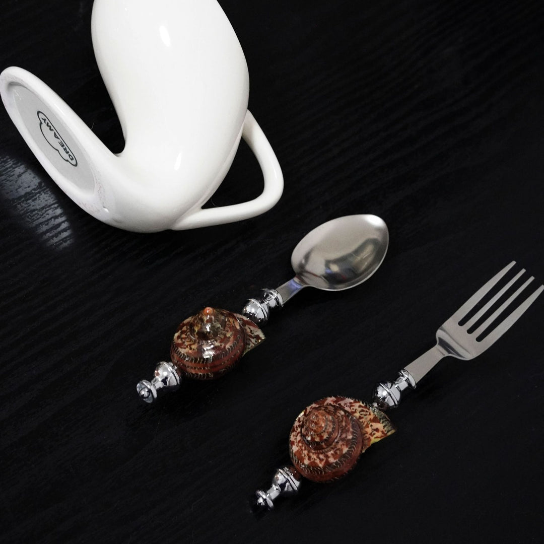 Patterned Conch Cutlery Collection