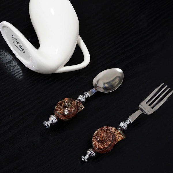 Patterned Conch Cutlery Collection
