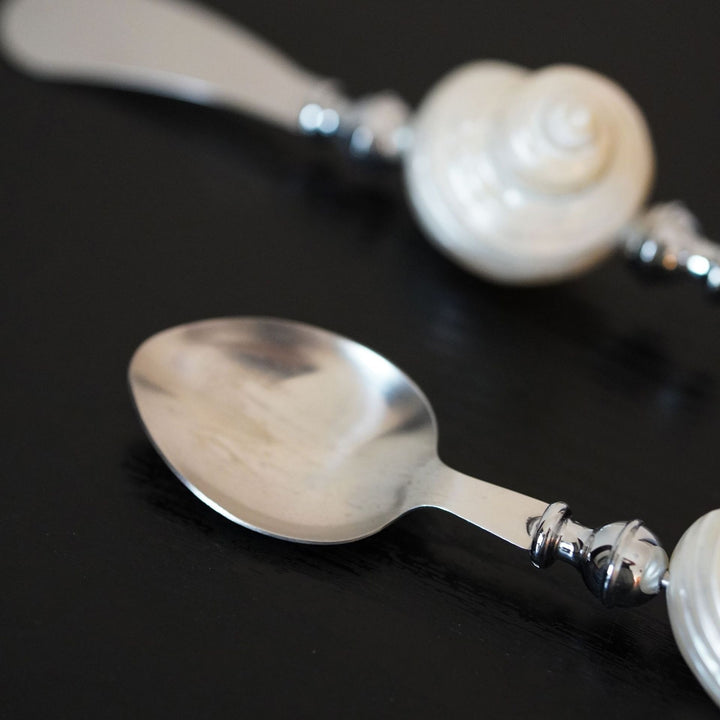 Moonlit White Conch Cutlery Collection