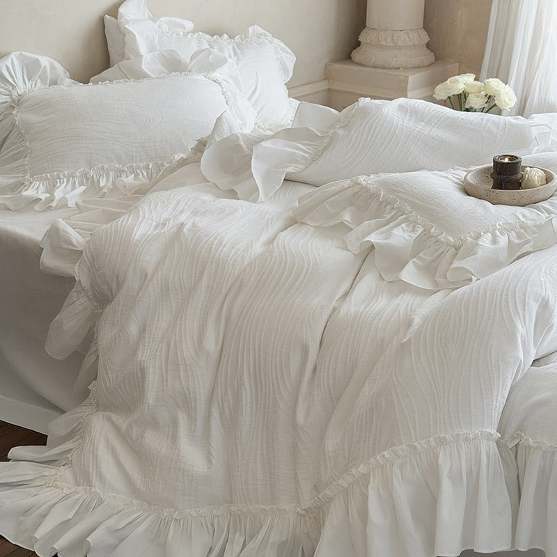 Time Line Bedding Set